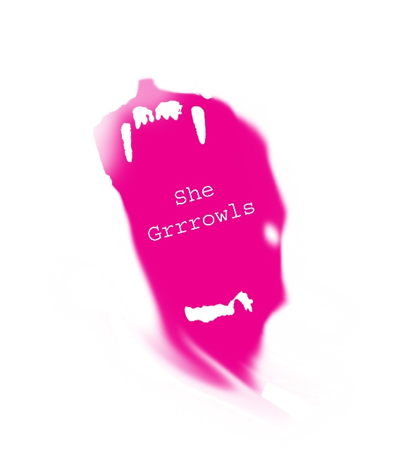She Grrrowls Logo